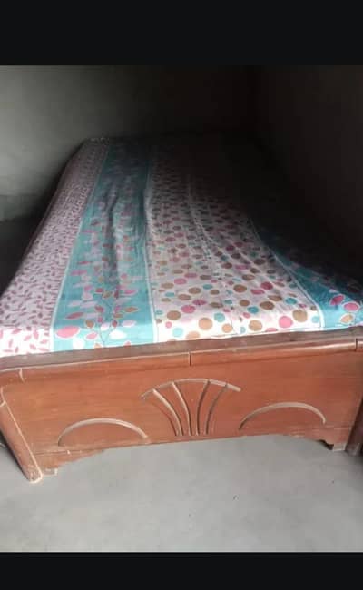 single bed with mattress