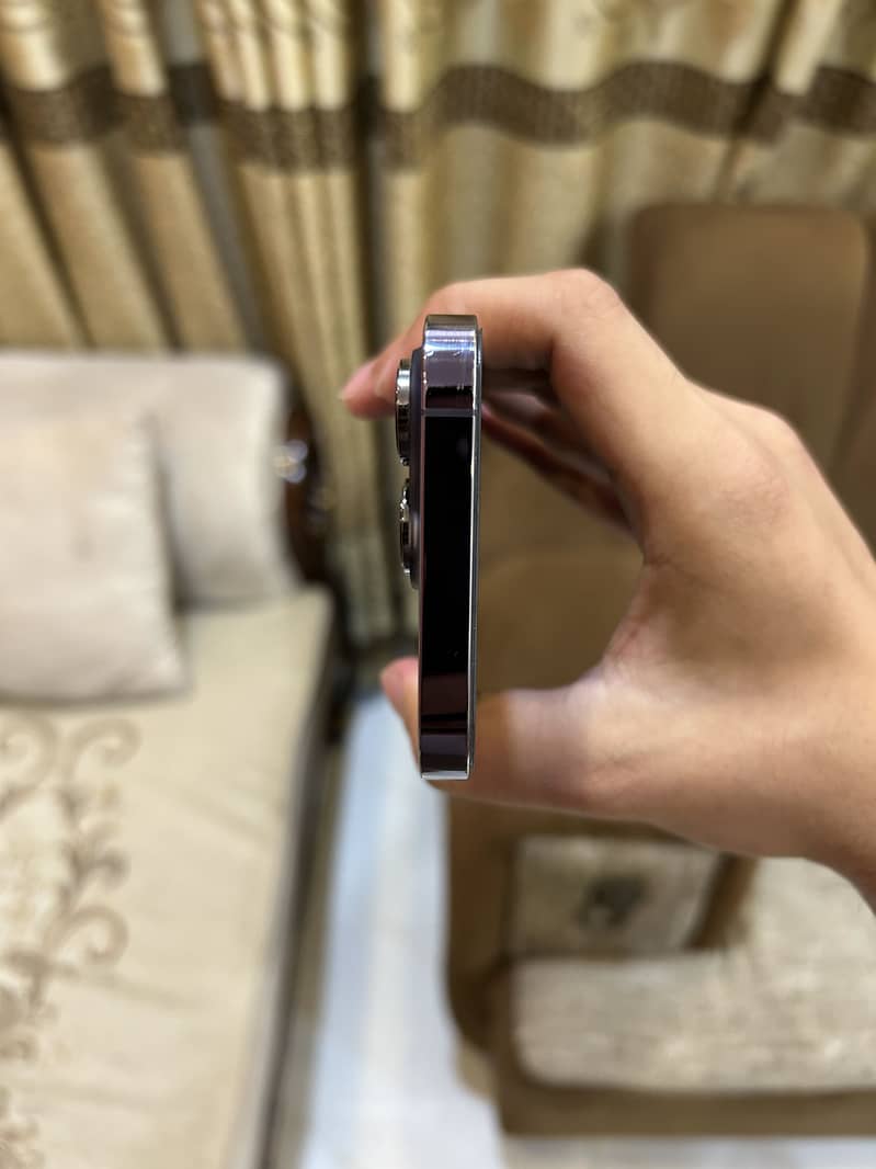 iPhone 14 Pro 5