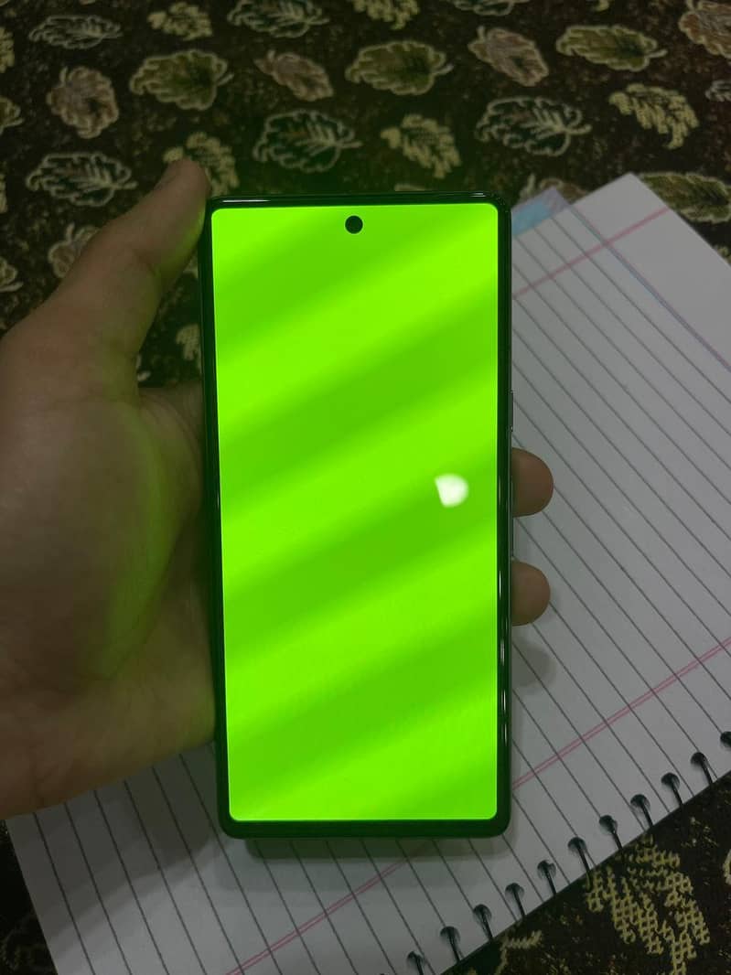 Google Pixel 7 4