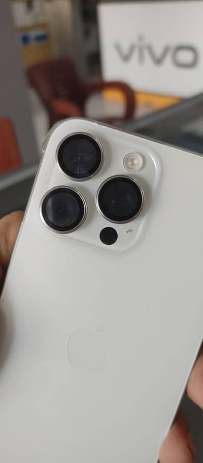 iPhone 15 Pro Max (Jv)