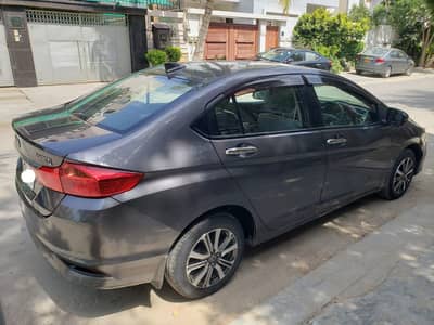 Honda city aspire 1500 cc full option