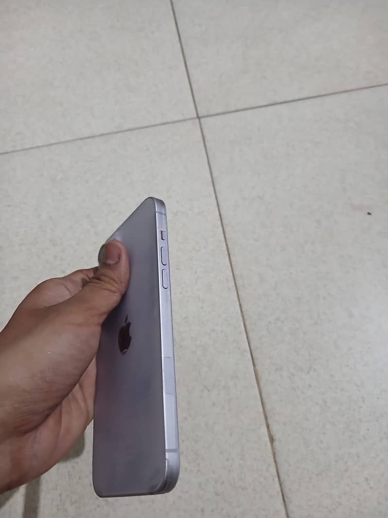 iPhone 14 Plus 5
