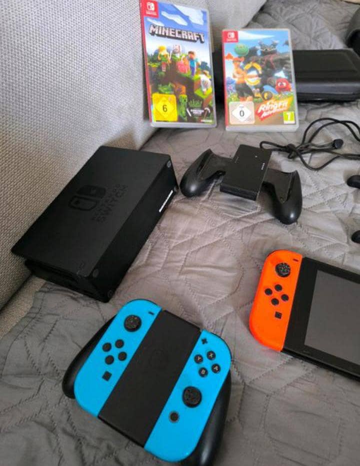 Nintendo Switch V2 1