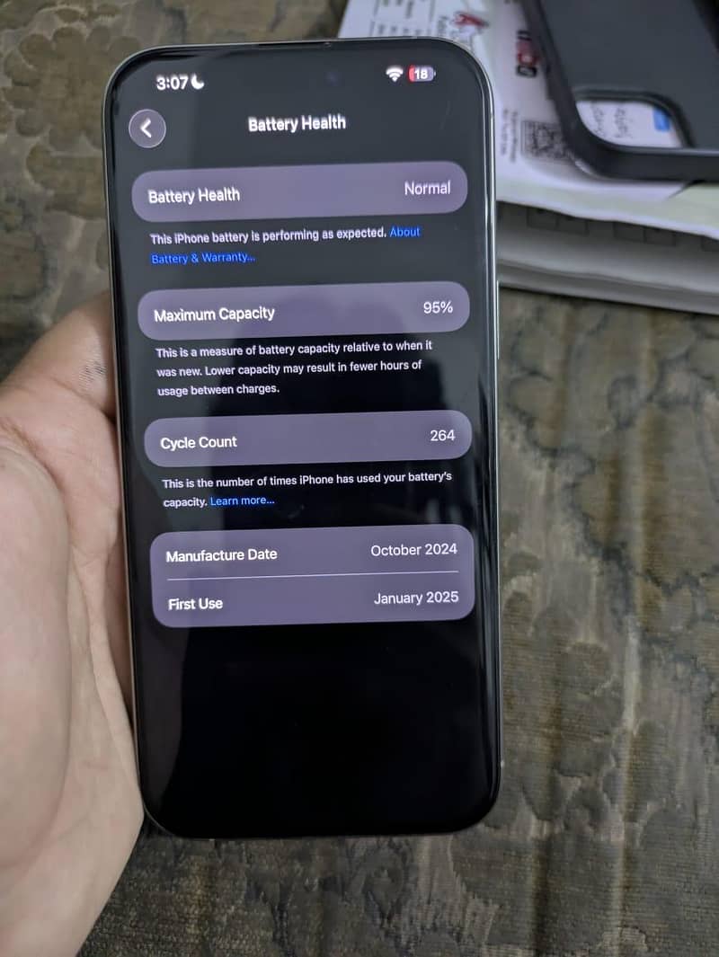Apple iPhone 16 Pro Max 1