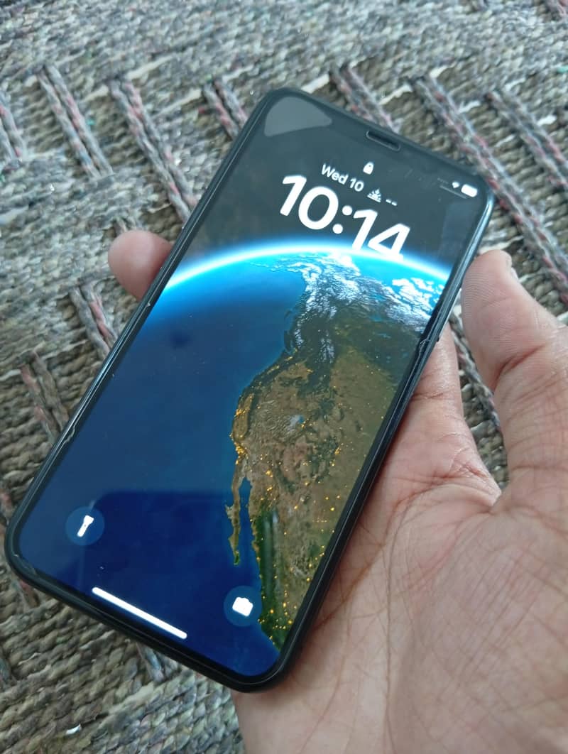 Apple iPhone X 6