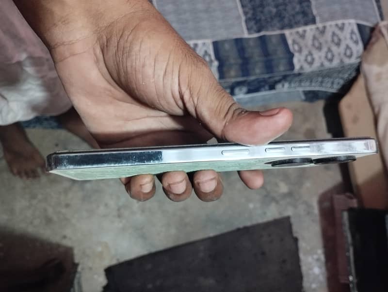 Tecno CAMON 20 4