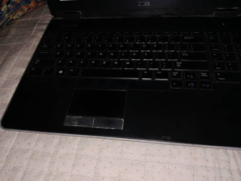 Dell latitude e6540 0
