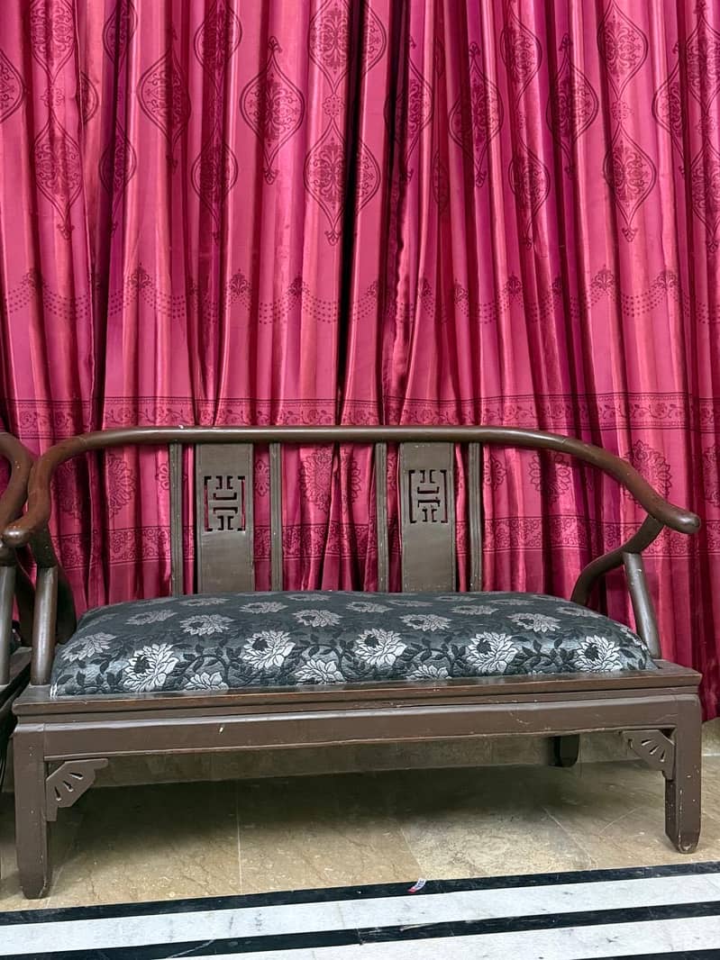 WOODEN SOFA WITH TABLE 3