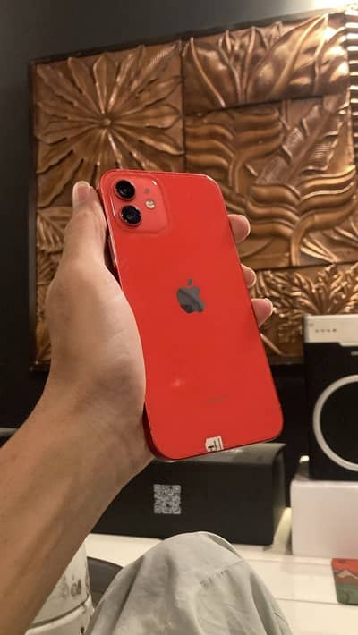 Apple iPhone 12