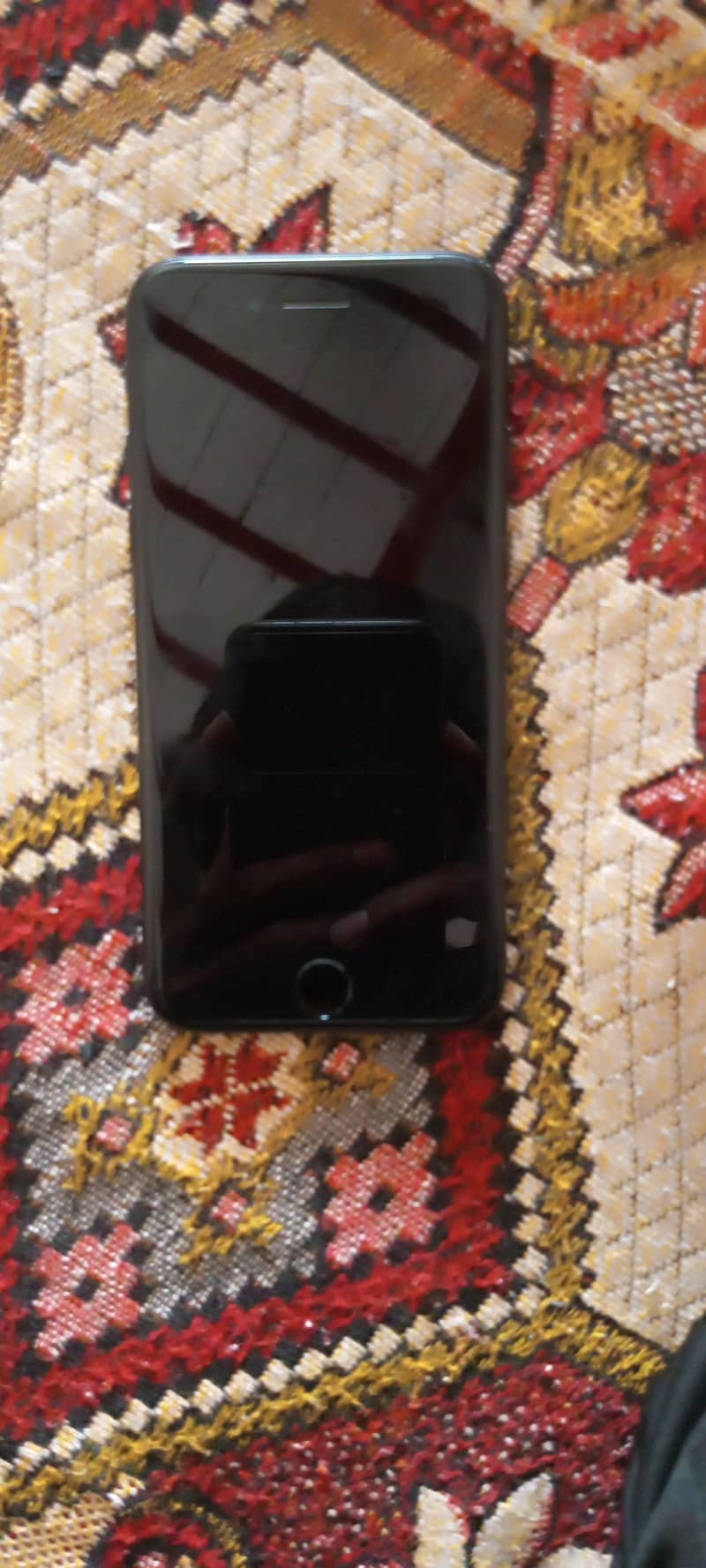 Apple iPhone 7 2