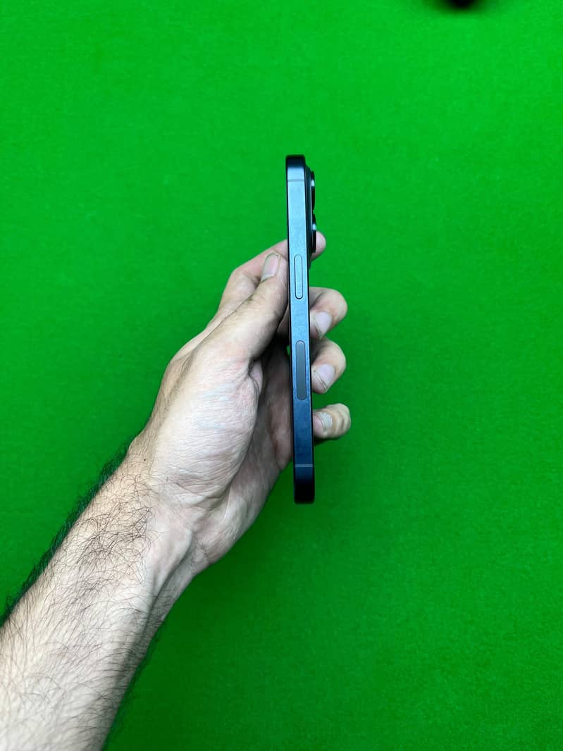 iPhone 15 Pro 1