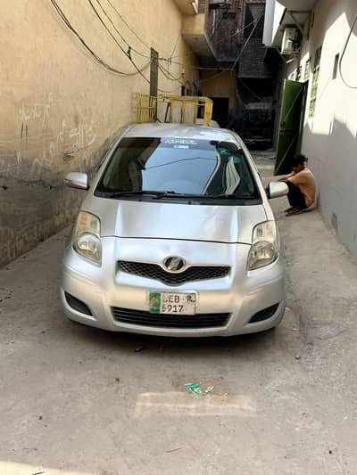 Toyota Vitz 2010/2014