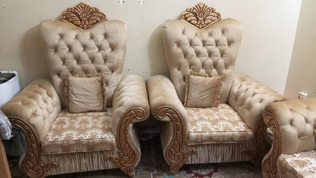 Sofa 2 Seater 0