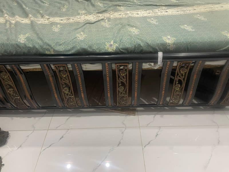 Double bed 1