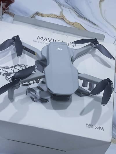 DJI MAVIC MINI Fly More Combo