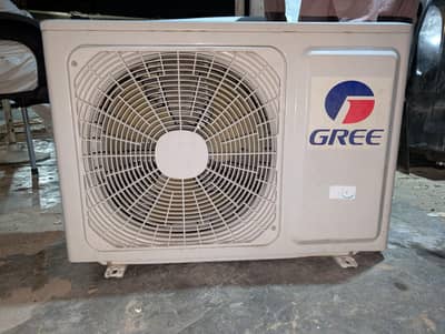 Gree 1 Ton AC for Sale – Excellent Condition