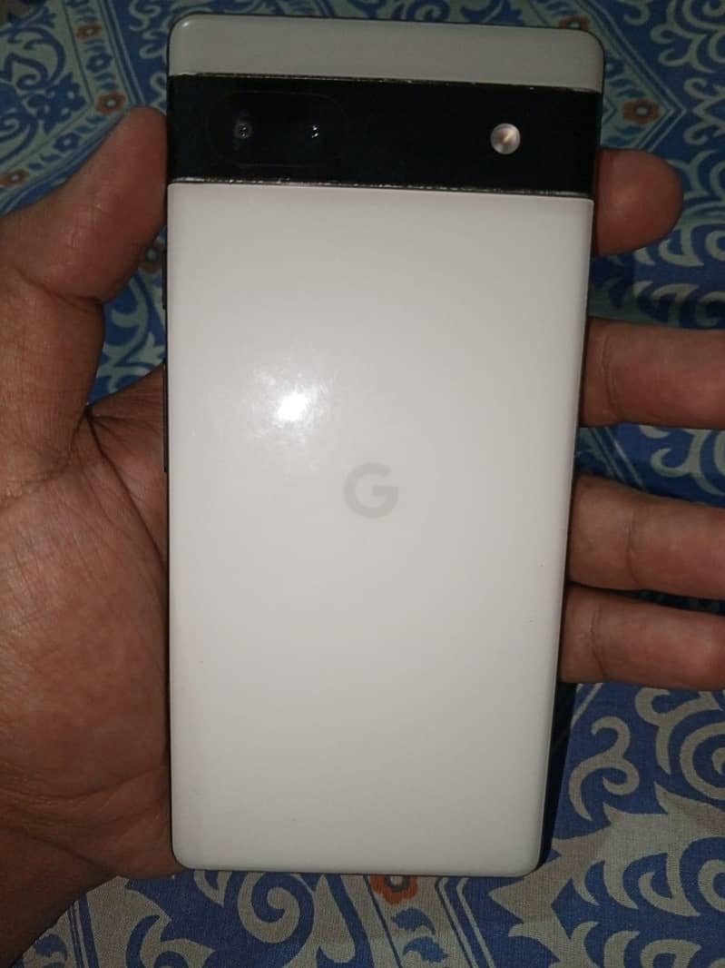 Google Pixel 6a 1