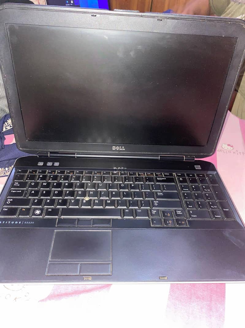 dell model (e5530) 8