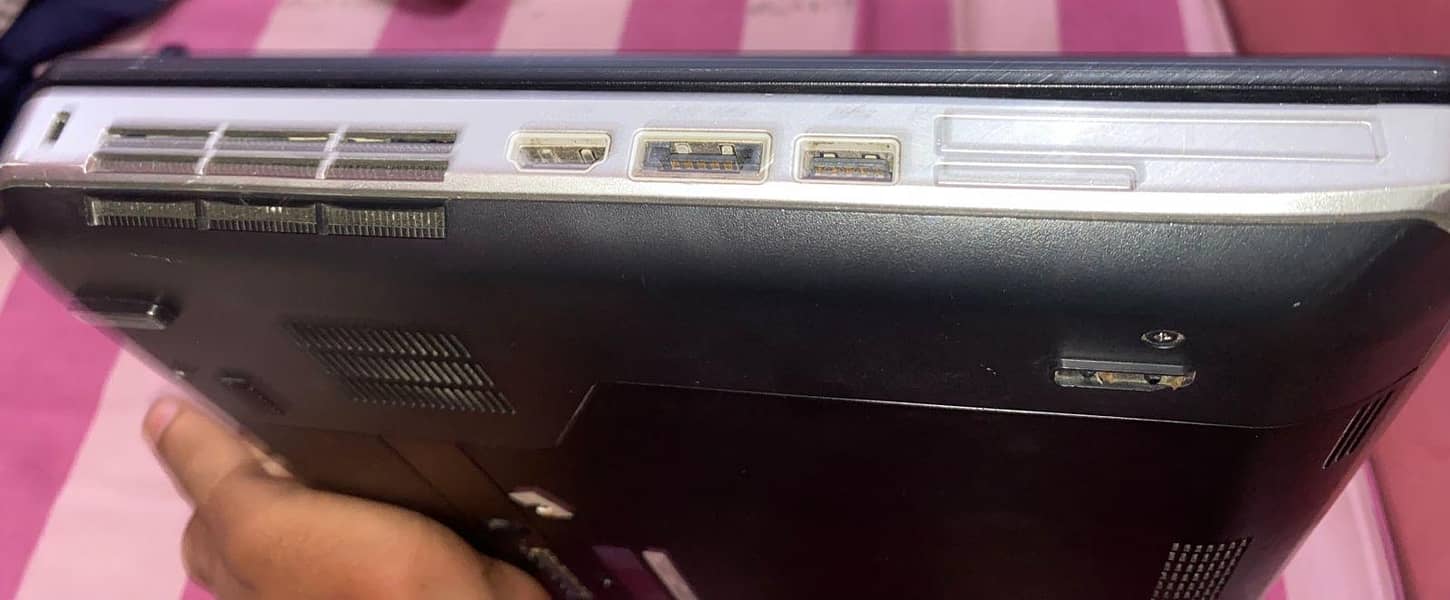 dell model (e5530) 9