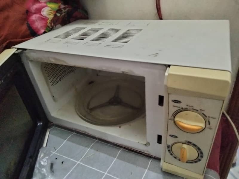 orient microwave 2