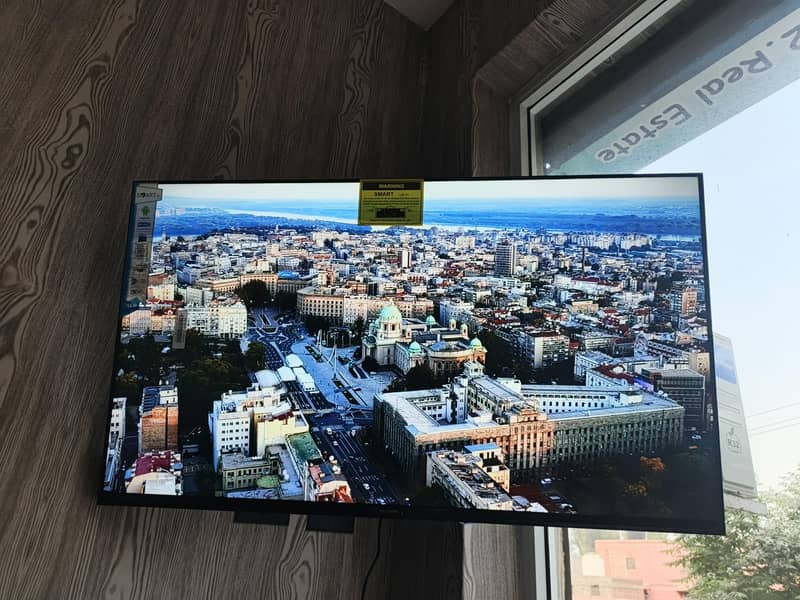 LCD Frameless 2