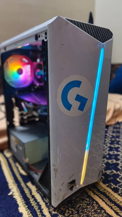 Gamming Pc Ryzen 5 3500X with 8Gb 3200mhz with RGB Ram