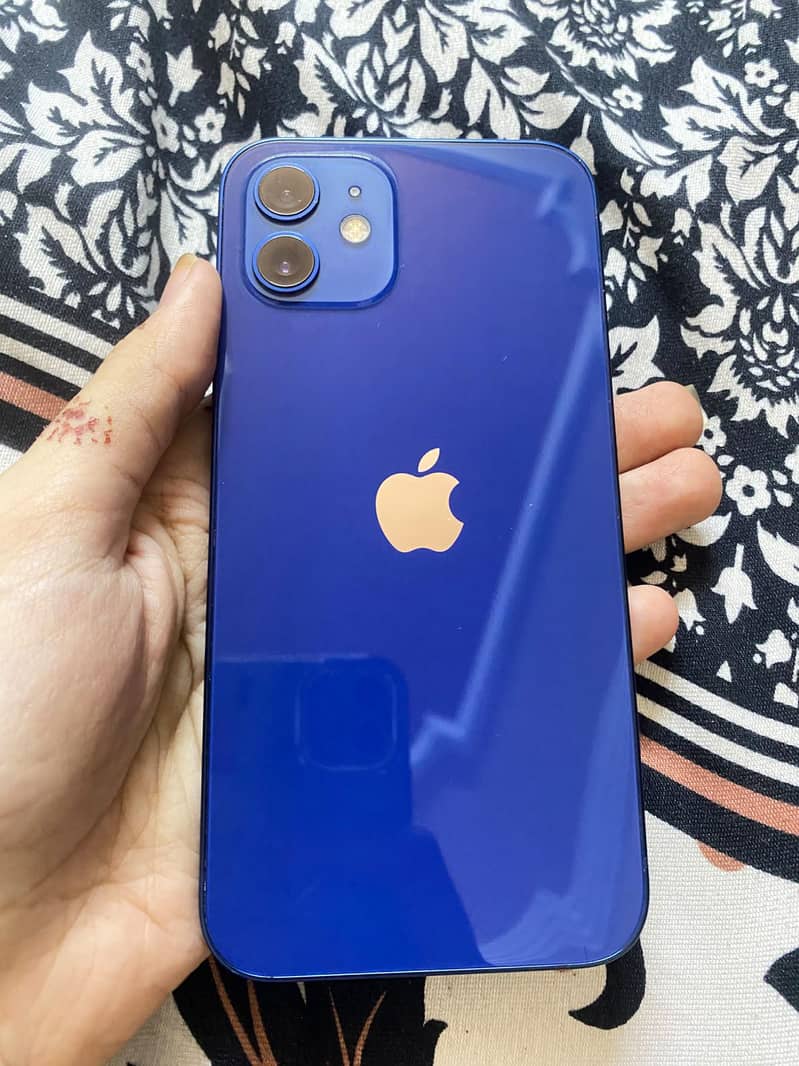 Apple iPhone 12 0