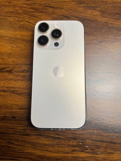 Apple iPhone 16 Pro