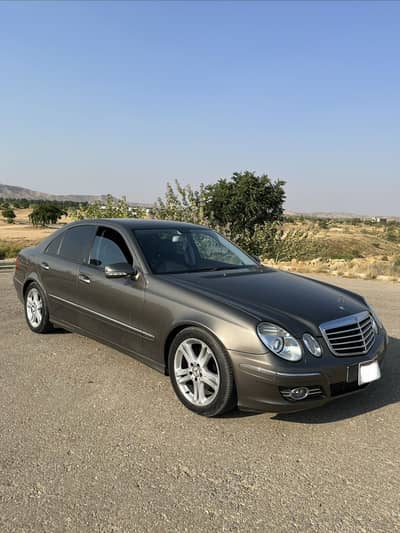 Mercedes benz E 200