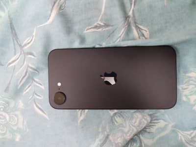 Apple iPhone 16e