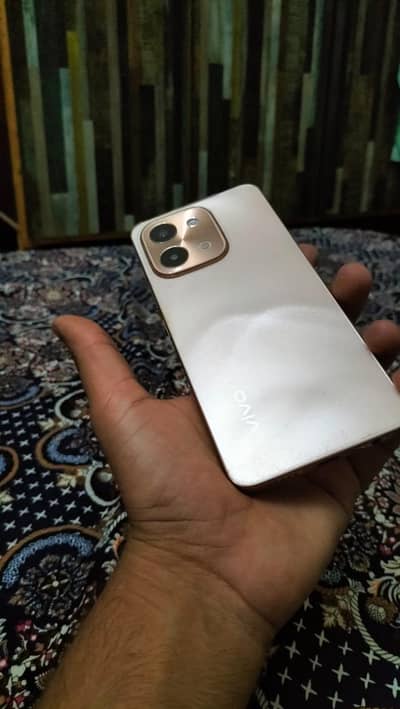 Vivo Y28