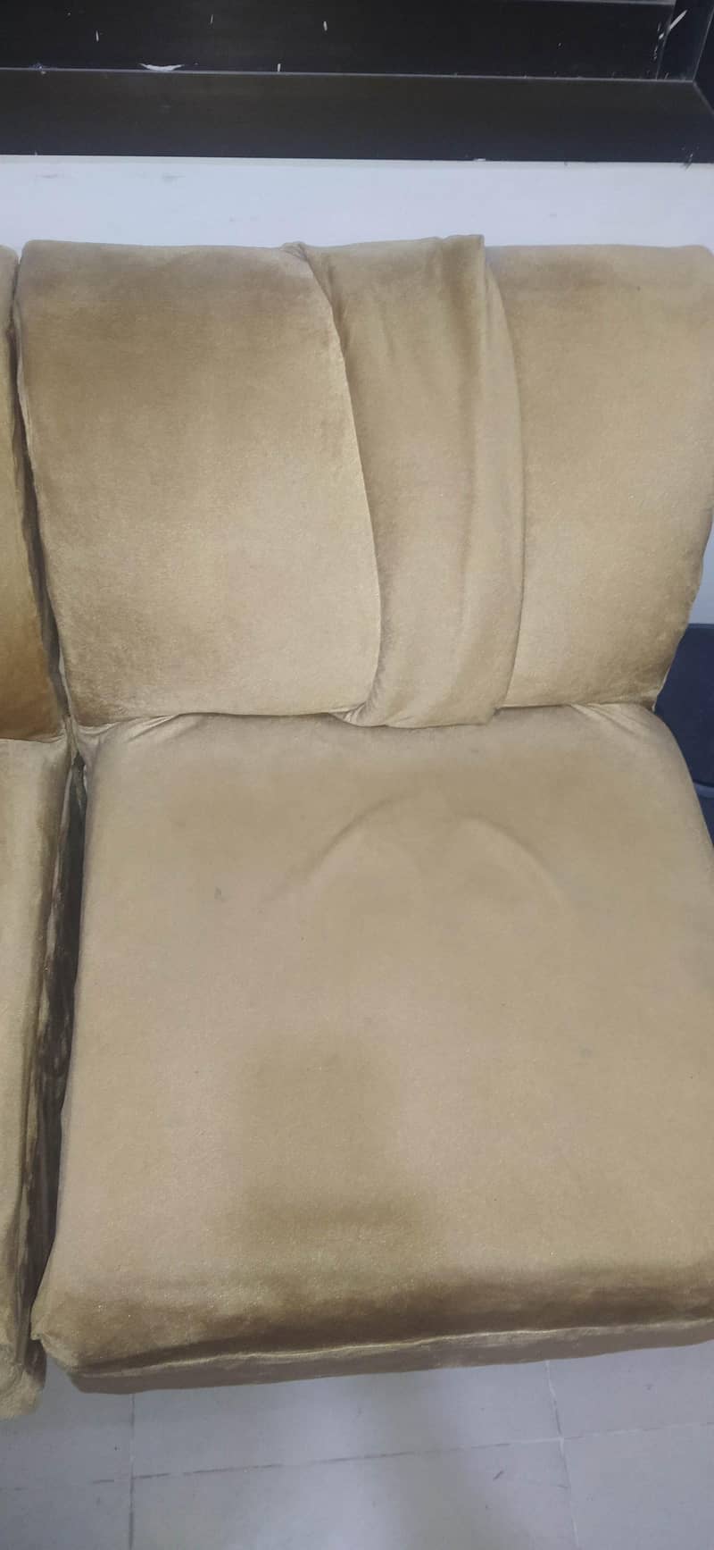 single sofa 0