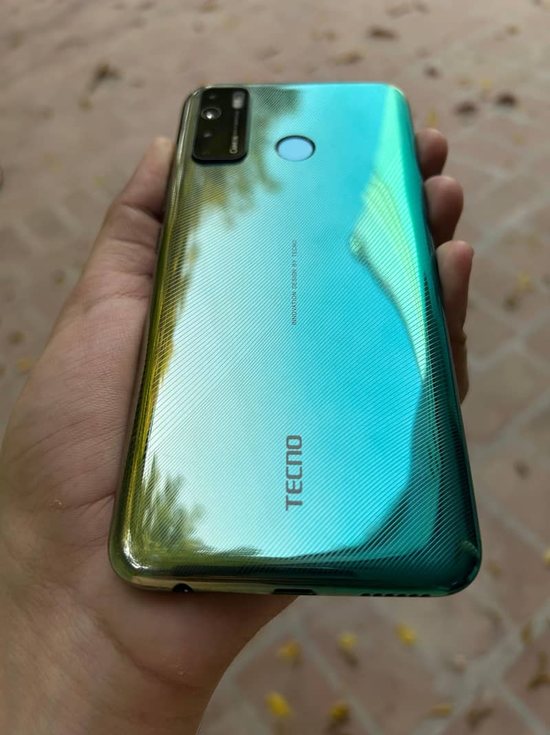 Tecno CAMON 15 8
