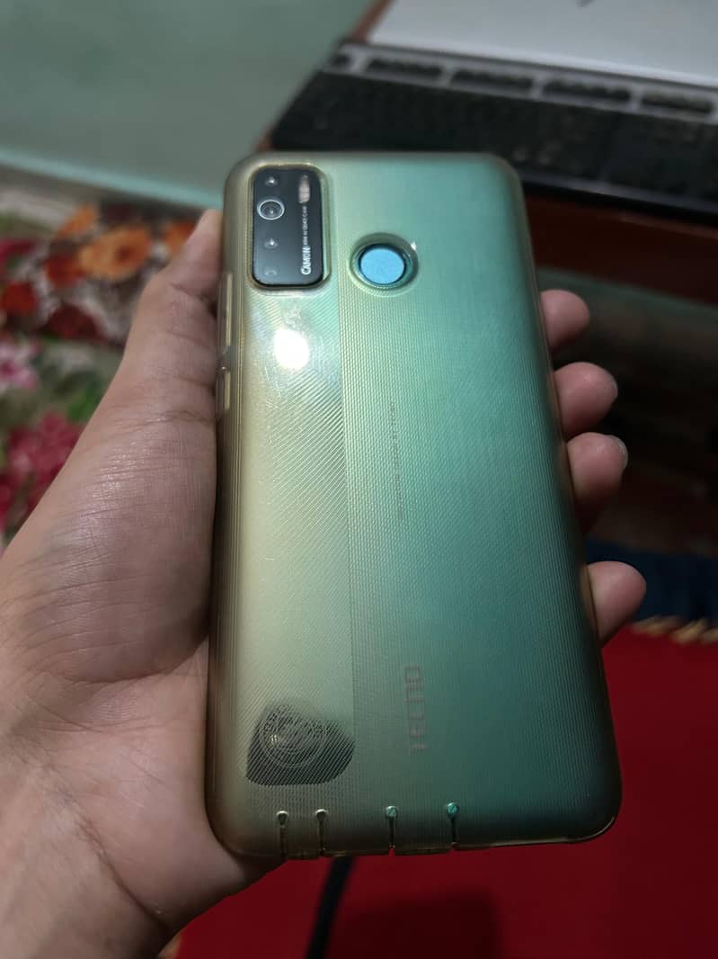 Tecno CAMON 15 9
