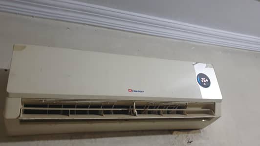 dawlance 1.5 ton AC