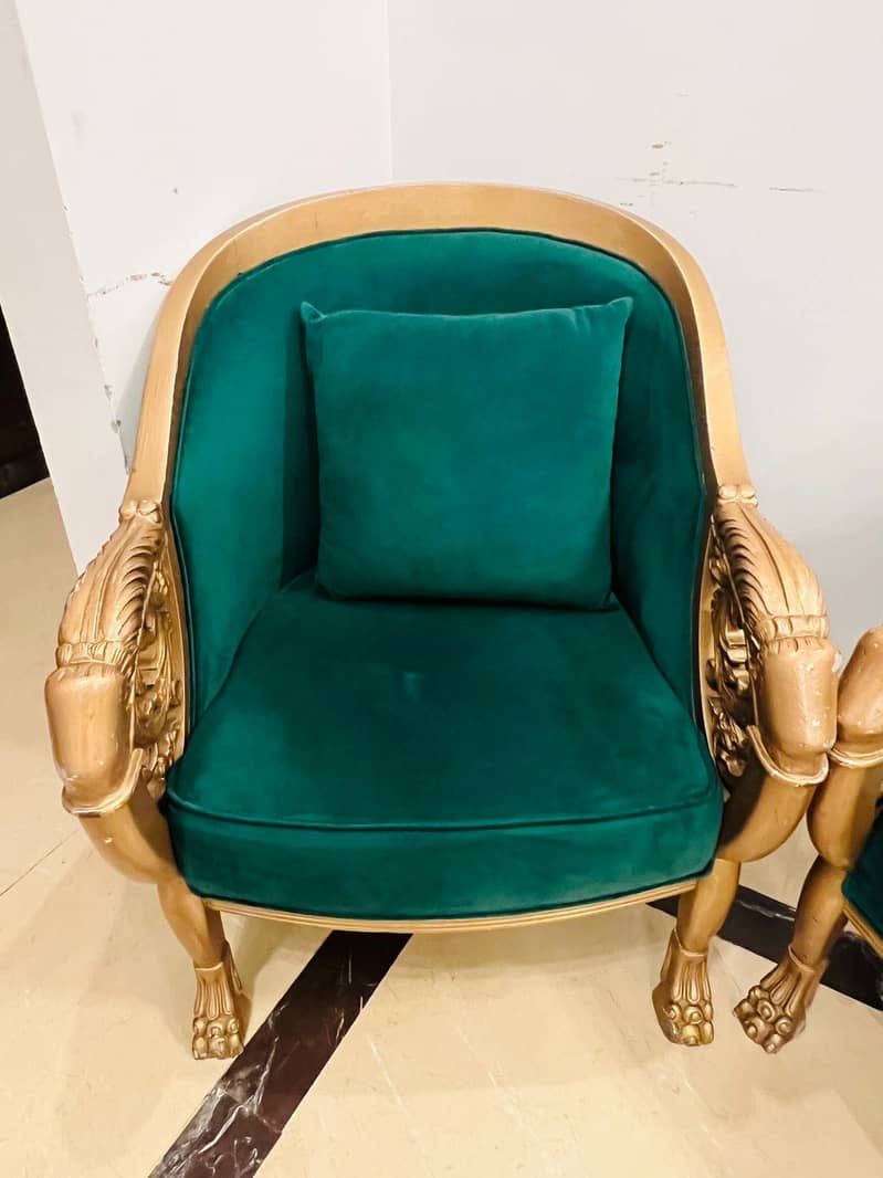 2 chairs 1