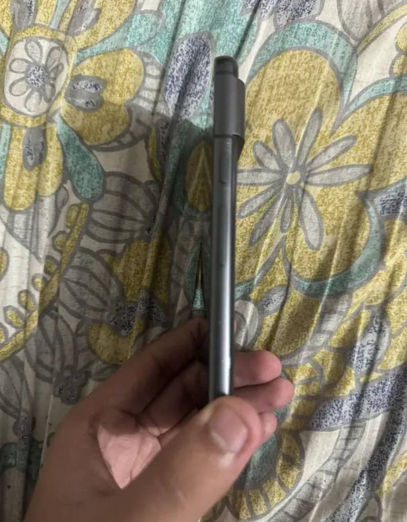Google Pixel 8 1