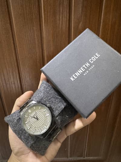 Kenneth cole