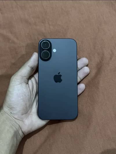 Apple iPhone 16