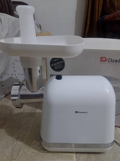 Dawlance Meat Mincer DWMM-6001W*  New condition