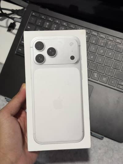 iPhone 17 Pro Max From apple store
