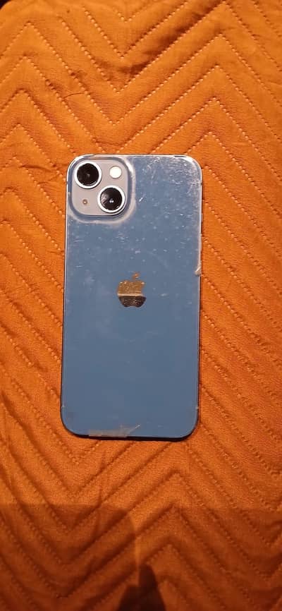 Apple iPhone 13