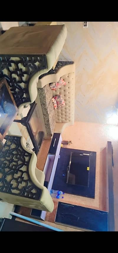 slightly used sofa set urgent sale