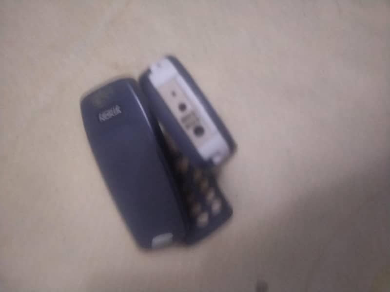 Nokia 3310 8