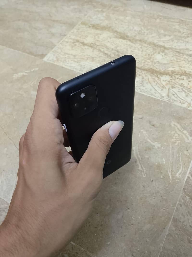 Google Pixel 4a (5G) 2