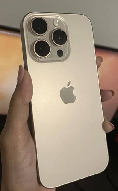 Apple iPhone 16 Pro Max