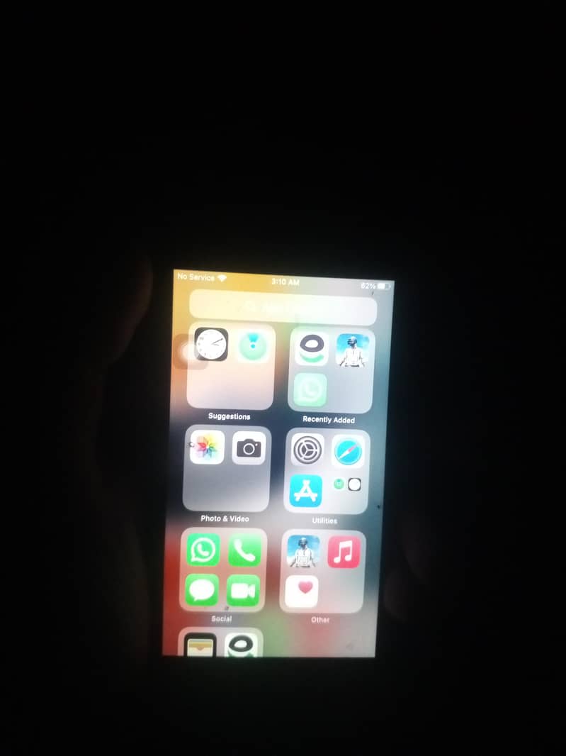 Apple iPhone 7 3