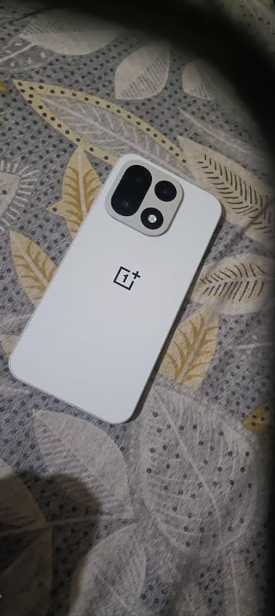 One Plus 15