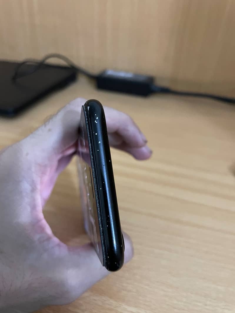 Apple iPhone 7 1