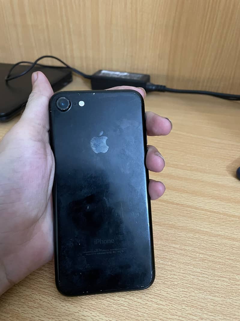 Apple iPhone 7 5